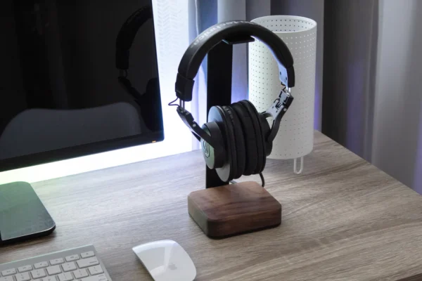 Wood Headphone Stand